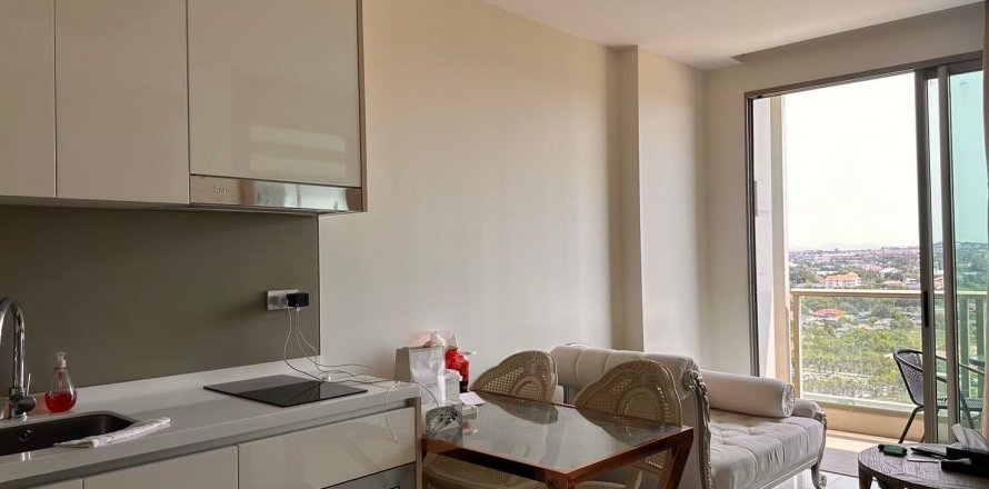 Studio dans le Condo à Pattaya, Thaïlande  № 140741