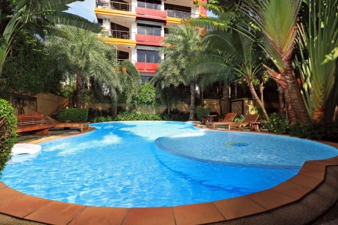 Condo in Phuket, Thailand, 2 bedrooms № 154712 - photo 15