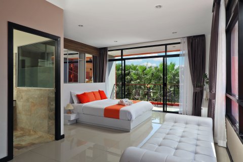 Condo in Phuket, Thailand, 2 bedrooms № 154712 - photo 9