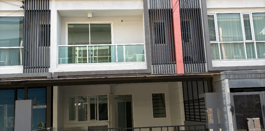 Таунхаус в Буенг Куме, Бангкок, Таиланд с 3 спальнями № 154711