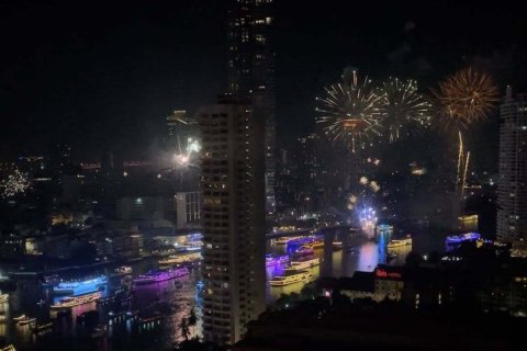 Кондоминиум с 2 спальнями в Кхлонг Сане, Бангкок, Таиланд № 154710 - фото 18