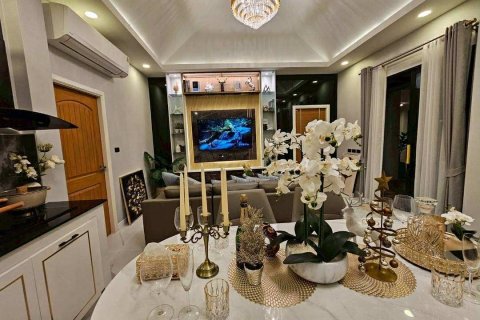 Вилла в Паттайе, Таиланд с 3 спальнями № 152259 - фото 12