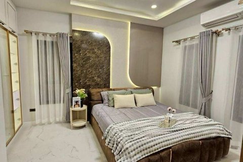 Вилла в Паттайе, Таиланд с 3 спальнями № 152259 - фото 4