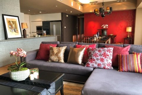 Кондоминиум с 3 спальнями в Сатхоне, Бангкок, Таиланд № 152262 - фото 3