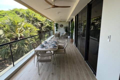 Condo in Phuket, Thailand, 3 bedrooms  № 168949 - photo 12