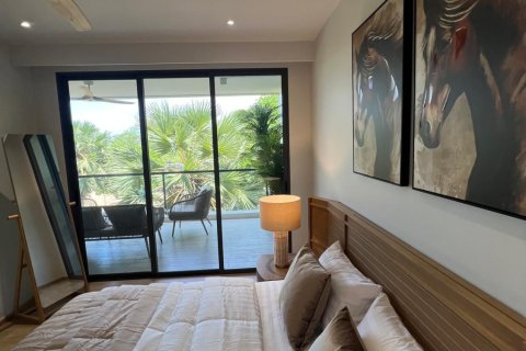 Condo in Phuket, Thailand, 3 bedrooms  № 168949 - photo 15