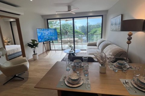 Condo in Phuket, Thailand, 3 bedrooms  № 168949 - photo 9