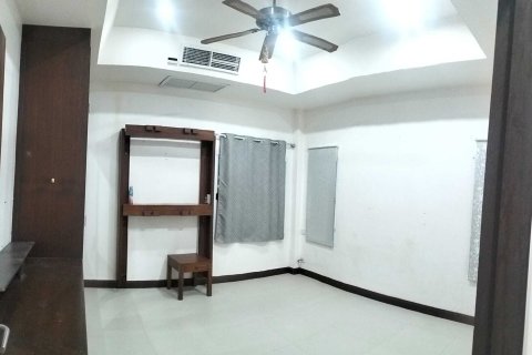 House in Ko Samui, Thailand 2 bedrooms № 168946 - photo 11