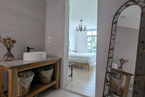 Studio in the Condo in Sathon, Bangkok, Thailand  № 168947 - photo 23