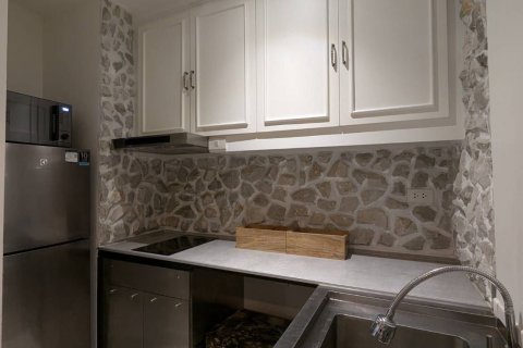 Studio in the Condo in Sathon, Bangkok, Thailand  № 168947 - photo 12