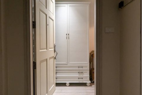 Studio in the Condo in Sathon, Bangkok, Thailand  № 168947 - photo 9