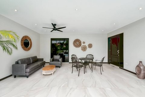 Вилла в Хуа Хине, Таиланд с 3 спальнями № 135164 - фото 10