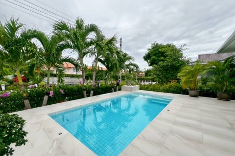 Вилла в Хуа Хине, Таиланд с 3 спальнями № 135164 - фото 7