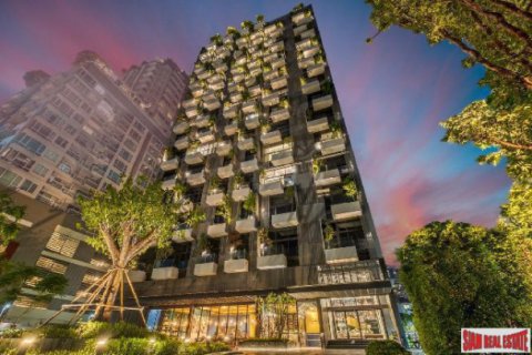 Apartment in Bangkok, Thailand 2 bedrooms № 193605
