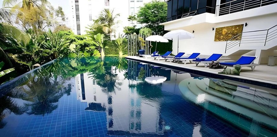 Apartment in Phuket, Thailand 2 bedrooms № 150716