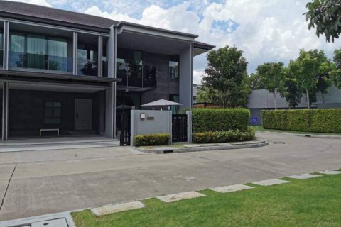 Maison à Bangkok, Thaïlande 5 chambres № 153807 - photo 1