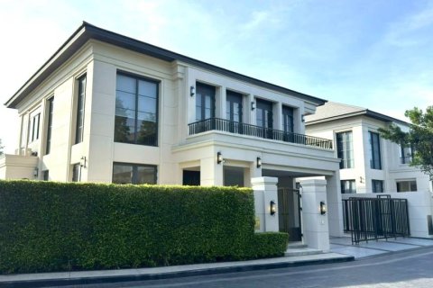 Дом в Паттайе, Таиланд с 4 спальнями  № 153808 - фото 1