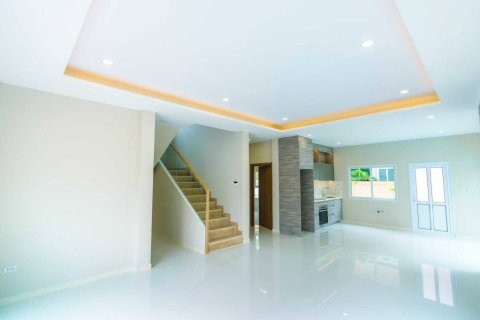 Maison à Pattaya, Thaïlande 4 chambres № 153806 - photo 2