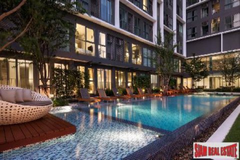 Duplex in Bangkok, Thailand 1 bedroom № 192847
