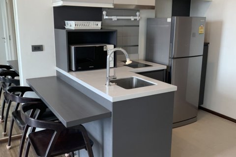 Studio dans le Condo à Khlong Toei, Bangkok, Thaïlande  № 173585 - photo 2