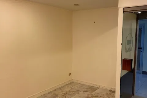 Студия в кондо в Банг Раке, Бангкок, Таиланд № 173587 - фото 2