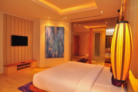 Wohnung in Bang Tao, Thailand 2 Schlafzimmer № 223505 - Foto 8