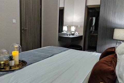 Condo in Bangkok, Thailand, 2 bedrooms № 202000 - photo 10