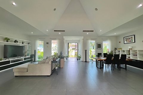 Villa in Hua Hin, Thailand 3 bedrooms № 168401 - photo 21