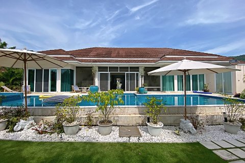Villa in Hua Hin, Thailand 3 bedrooms № 168401 - photo 3