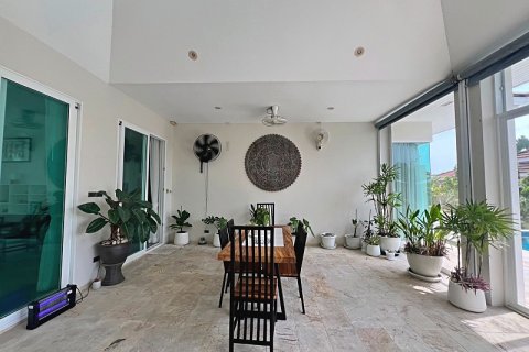 Villa in Hua Hin, Thailand 3 bedrooms № 168401 - photo 19
