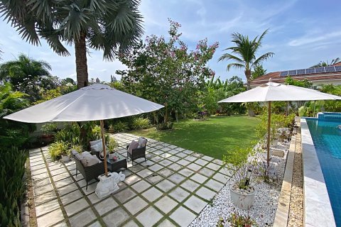Villa in Hua Hin, Thailand 3 bedrooms № 168401 - photo 9