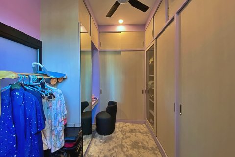 Villa in Pran Buri, Thailand 4 bedrooms № 168403 - photo 29