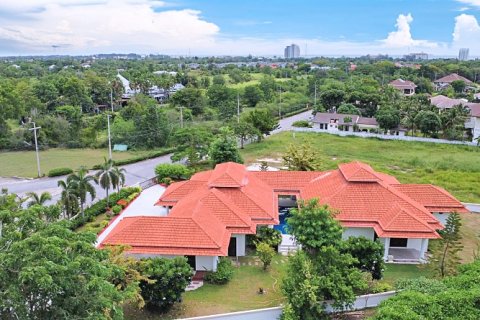 Villa in Cha-am, Thailand 3 bedrooms № 168400 - photo 7