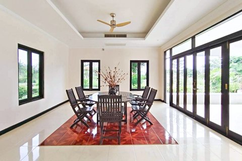 Villa in Cha-am, Thailand 3 bedrooms № 168400 - photo 23