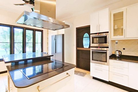 Villa in Cha-am, Thailand 3 bedrooms № 168400 - photo 15