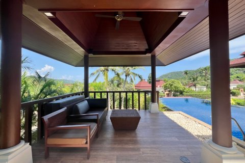 Villa in Pran Buri, Thailand 3 bedrooms № 168404 - photo 9