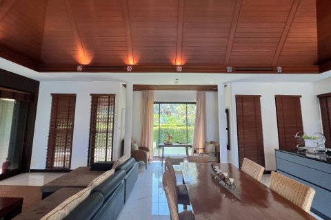 Villa in Pran Buri, Thailand 3 bedrooms № 168404 - photo 15