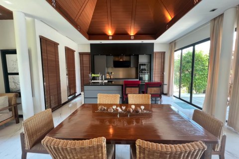 Villa in Pran Buri, Thailand 3 bedrooms № 168404 - photo 12