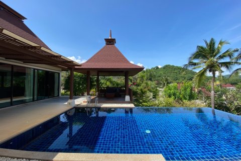 Villa in Pran Buri, Thailand 3 bedrooms № 168404 - photo 5