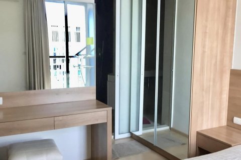 Studio in the Condo in Khlong Toei, Bangkok, Thailand  № 172028 - photo 7