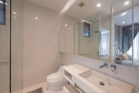 Condo à Watthana, Bangkok, Thaïlande, 2 chambres № 172029 - photo 14