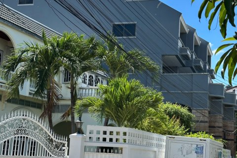 Таунхаус в Чиангмае, Таиланд с 4 спальнями  № 172030 - фото 4