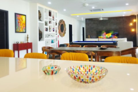 Villa in Phuket, Thailand 4 bedrooms № 169633 - photo 3