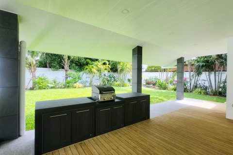 Villa in Phuket, Thailand 4 bedrooms № 169633 - photo 29
