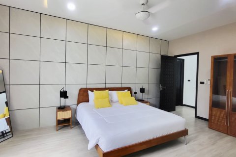 Villa in Phuket, Thailand 4 bedrooms № 169633 - photo 22