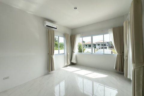 Villa in Ko Samui, Thailand 3 bedrooms № 169630 - photo 8