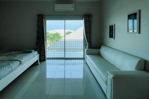 Townhouse in Hua Hin, Thailand 3 bedrooms № 138016 - photo 14