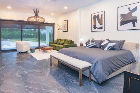 Villa in Pattaya, Thailand 4 bedrooms № 173390 - photo 4