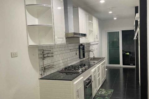 Maison à Bang Phli Yai, Thaïlande 4 chambres № 173389 - photo 8