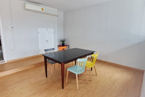 House in Pattaya, Thailand 4 bedrooms № 173391 - photo 5